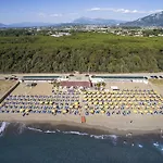Le Palme 4* Πέστουμ